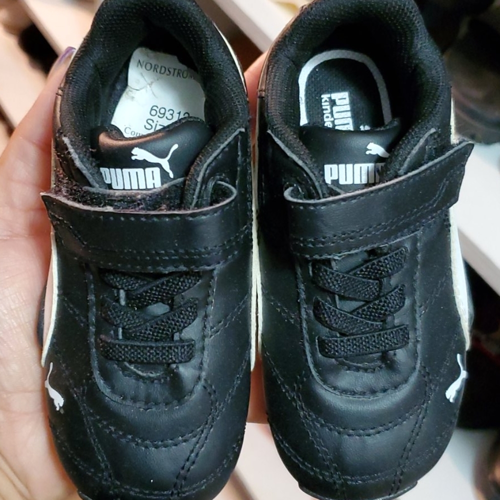 Puma Boy size 5